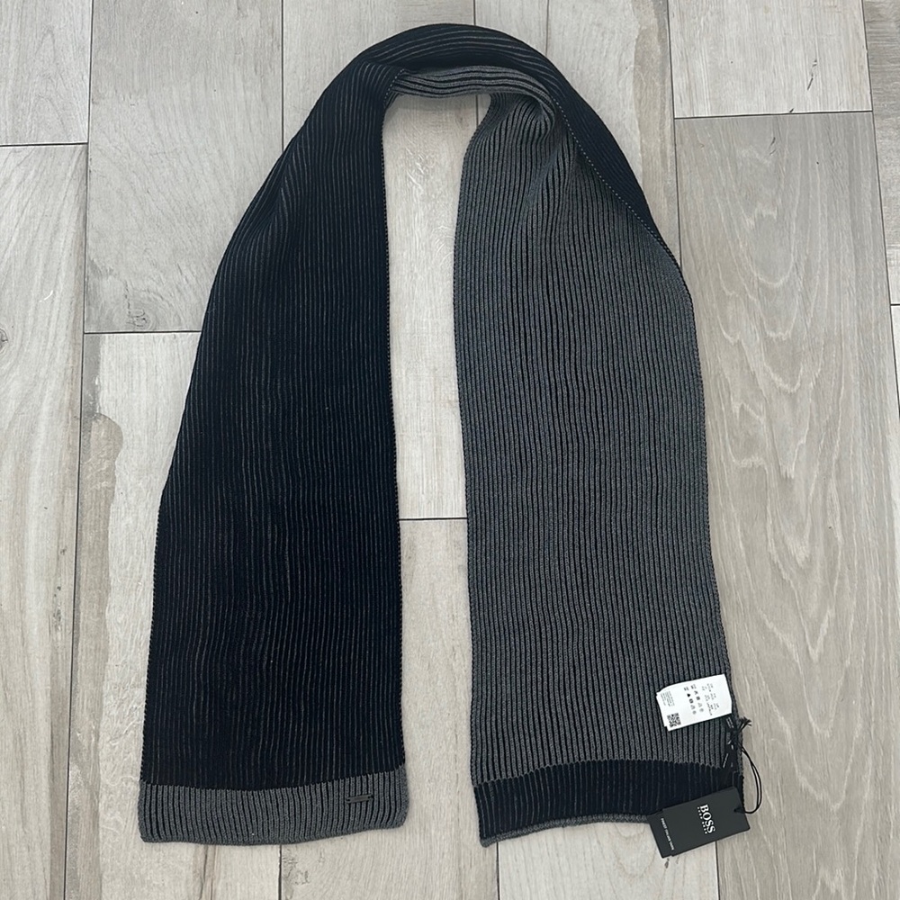 Hugo Boss Men’s Scarf